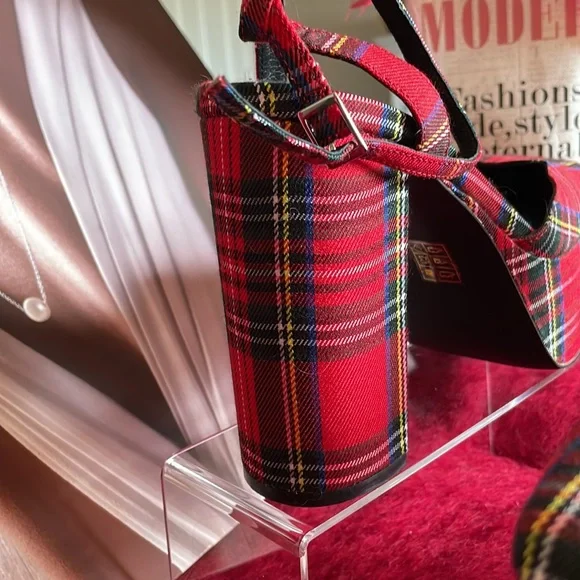 New Jeffrey Campbell Ovr-N-Out Squared Toe Pump Tartan Red Plaid Block Heel 9.5 - Picture 6 of 9